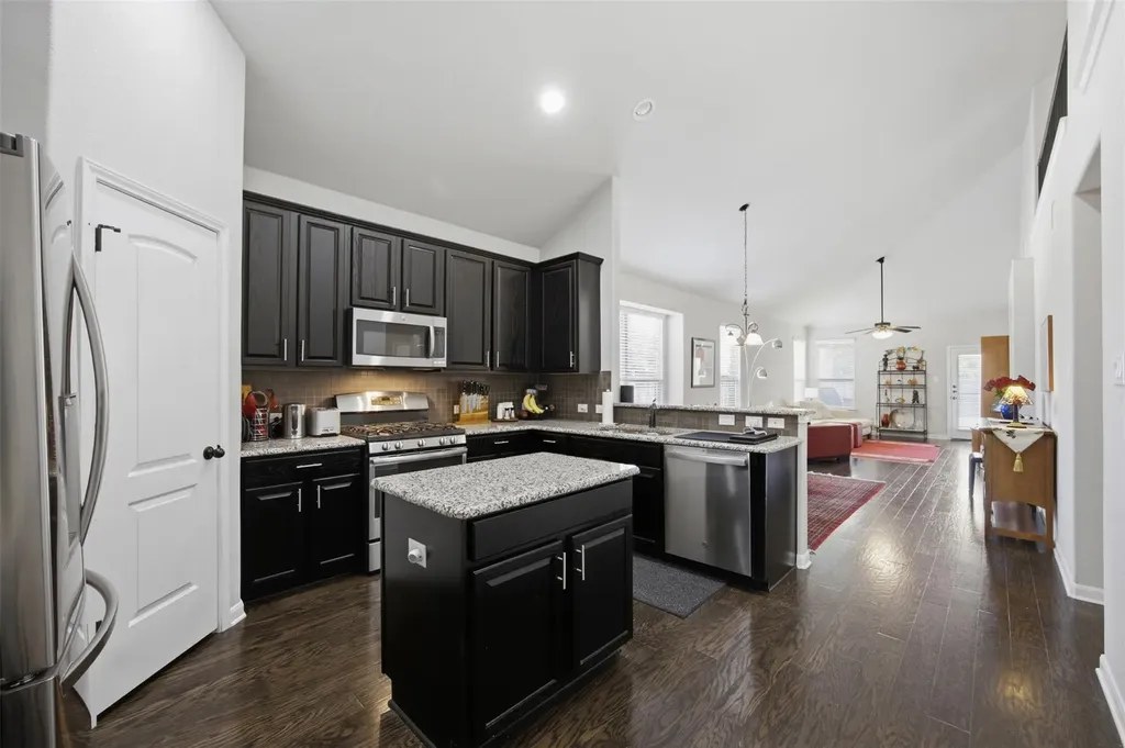 328 Rock Mill Loop, photo 5