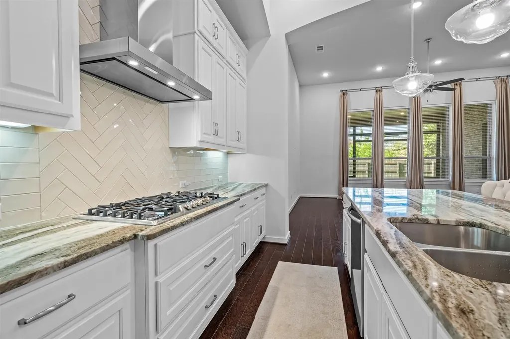 116 Texon Drive, photo 8